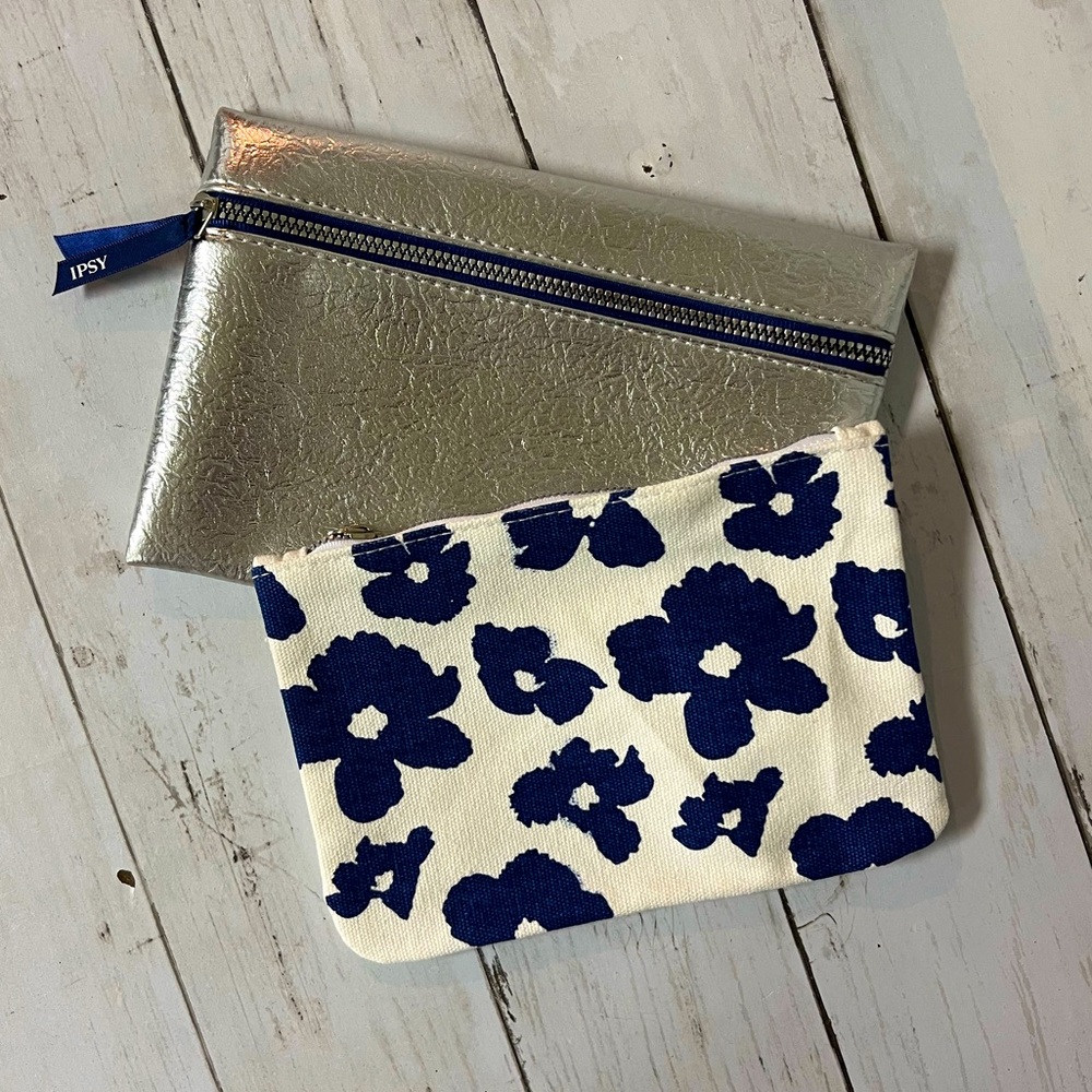 Ipsy Coordinating Cosmetic Bag Bundle, Set of 2, Blue & White Floral Inspiration